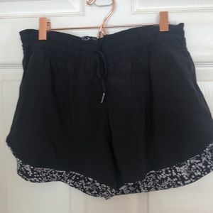 Choose A Side Short *3 | Lululemon | 10